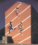 "Breaking Barriers", Stampgatan 8, Göteborg, 12 m hög, fasadmålning, Nordsjö Sandokryl, kund: Adolfssons Måleri AB, 1995