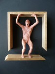 "Man 27", lufttorkad lera i låda av ek, 2008