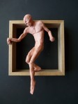 "Man 29", lufttorkad lera i låda av ek, 2008